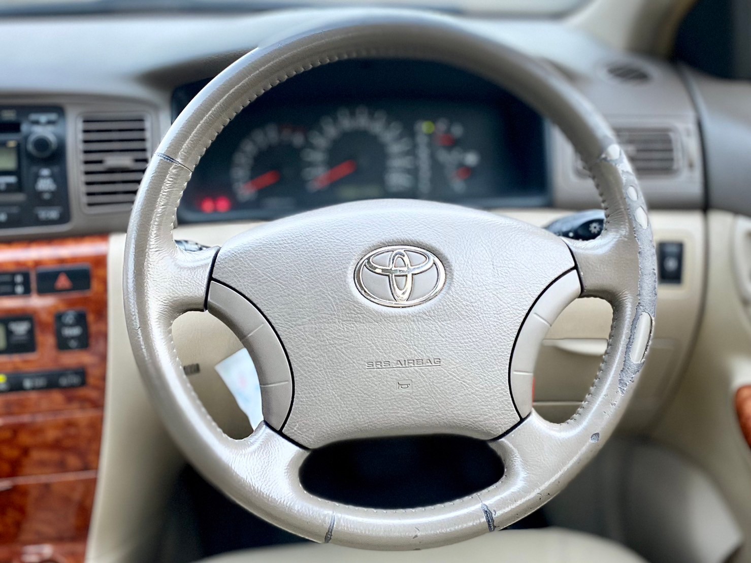 ALTIS 1.6G Y;2006(LPG) - Image 4